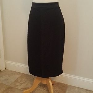Chevron Patterned Black Skirt - EUC - Size L